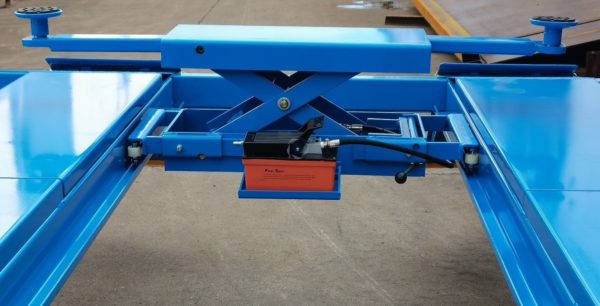 Подъемник автомобильный 