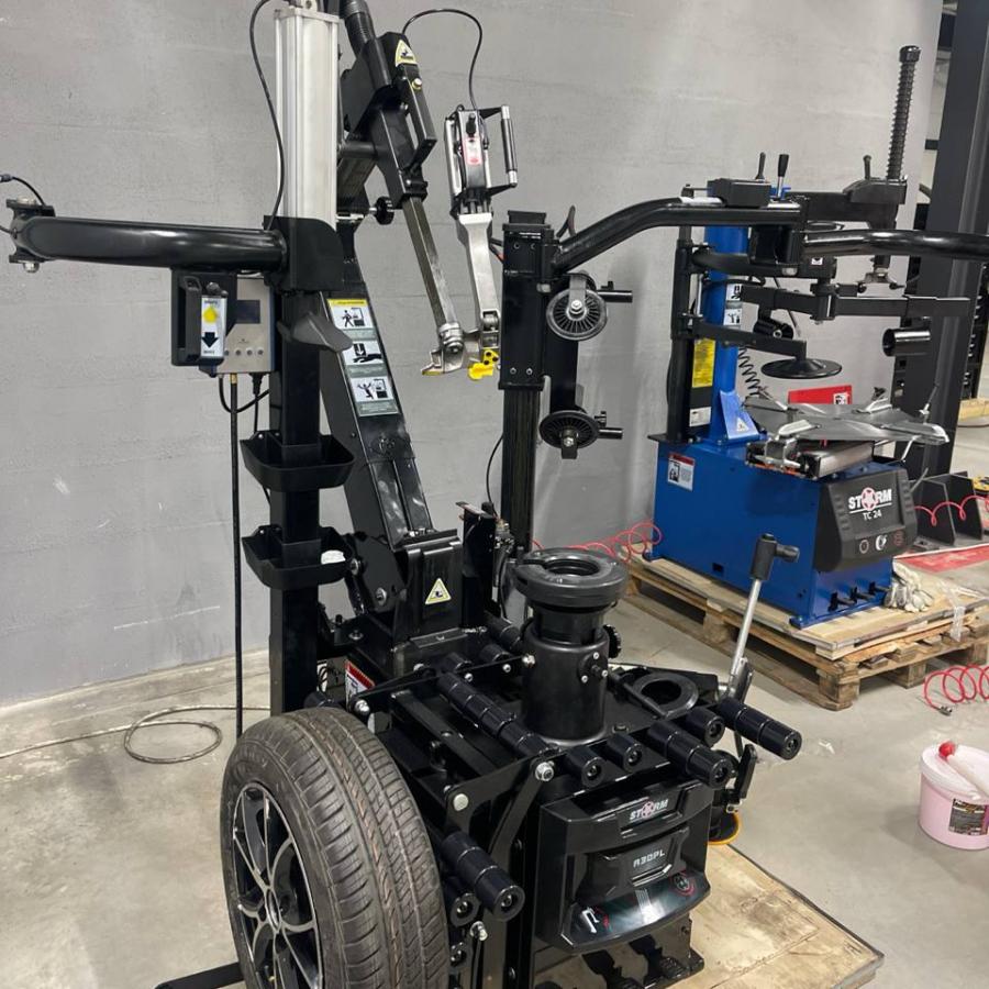 Супер автоматический шиномонтажный станок 