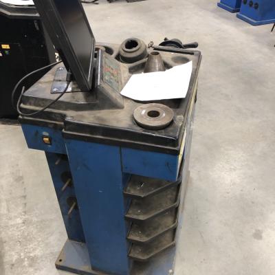 БУ  Балансировочный станок СТОРМ ЛС44