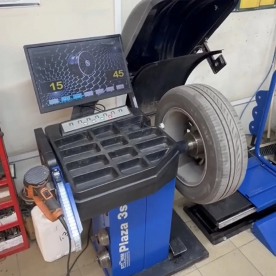 БУ Балансировочный станок Сторм Плаза 3С (4210218)